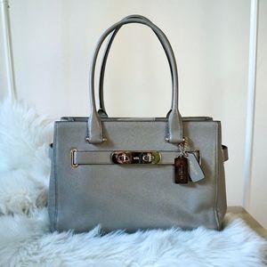 Perfect Work Bag! COACH Swagger Leather Carryall